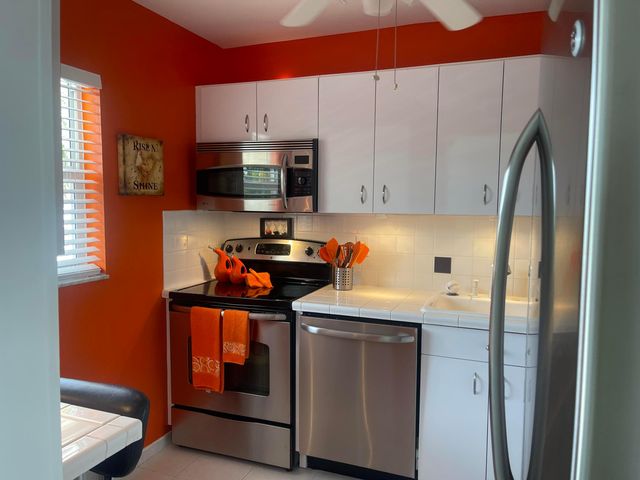 3508 SW Natura Boulevard 303, Deerfield Beach, FL 33441