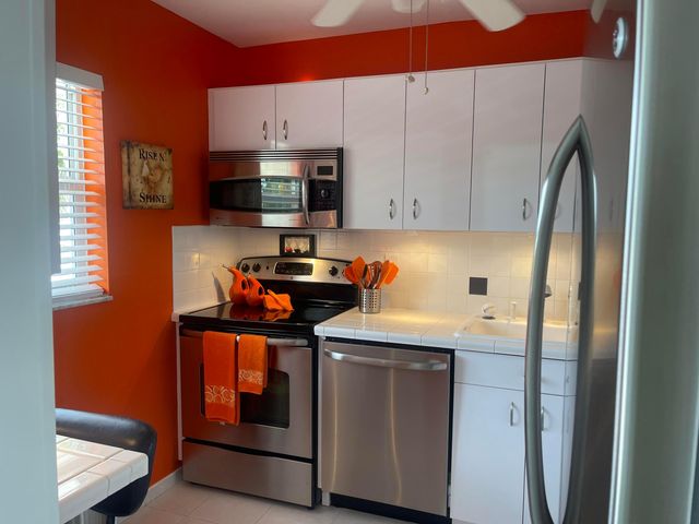 3508 SW Natura Boulevard 303, Deerfield Beach, FL 33441