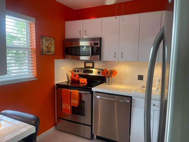 3508 SW Natura Boulevard 303, Deerfield Beach, FL 33441