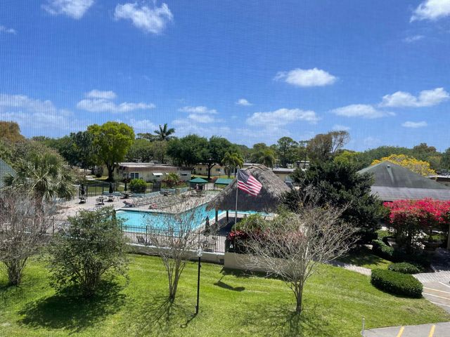 3508 SW Natura Boulevard 303, Deerfield Beach, FL 33441