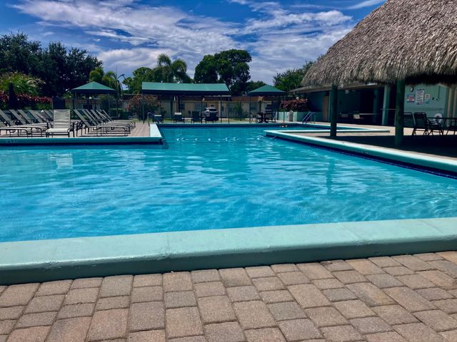 3508 SW Natura Boulevard 303, Deerfield Beach, FL 33441