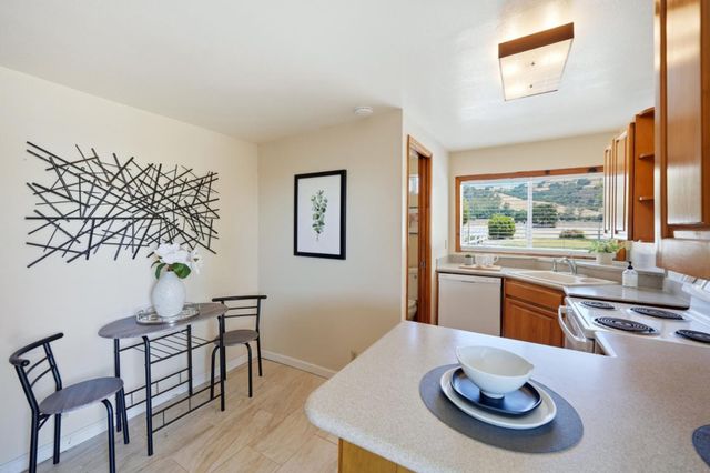 15600 Foothill Avenue, Morgan Hill, CA 95037