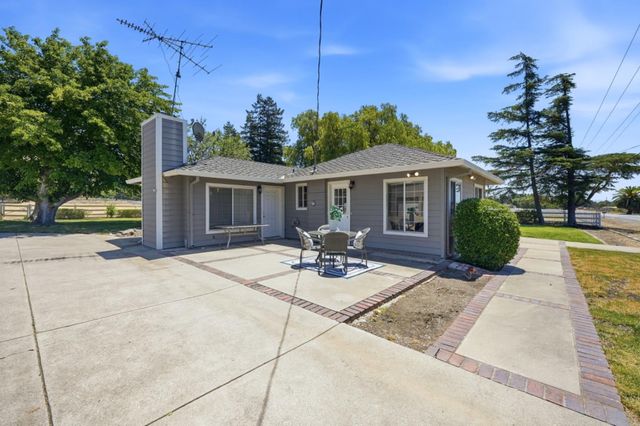15600 Foothill Avenue, Morgan Hill, CA 95037