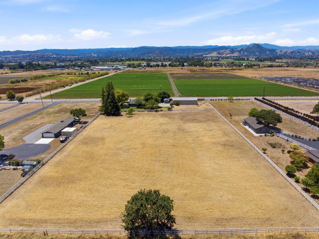 15600 Foothill Avenue, Morgan Hill, CA 95037
