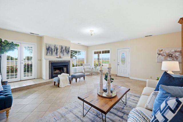 15600 Foothill Avenue, Morgan Hill, CA 95037