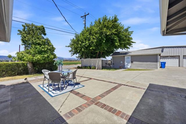 15600 Foothill Avenue, Morgan Hill, CA 95037