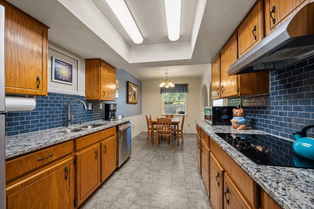 409 Colgate Court, Arlington, TX 76014