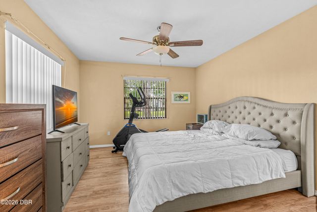 221 Cherrywood Lane, Edgewater, FL 32132
