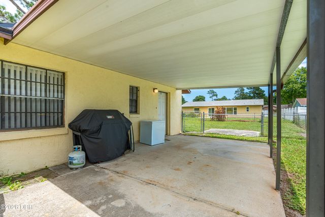 221 Cherrywood Lane, Edgewater, FL 32132