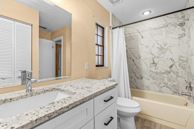 221 Cherrywood Lane, Edgewater, FL 32132