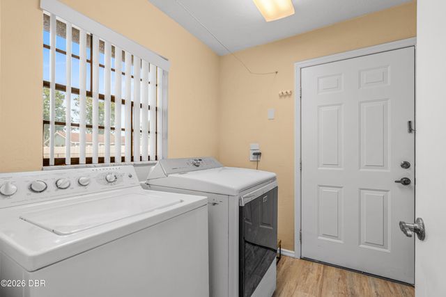 221 Cherrywood Lane, Edgewater, FL 32132