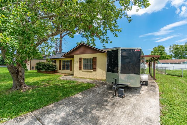 221 Cherrywood Lane, Edgewater, FL 32132