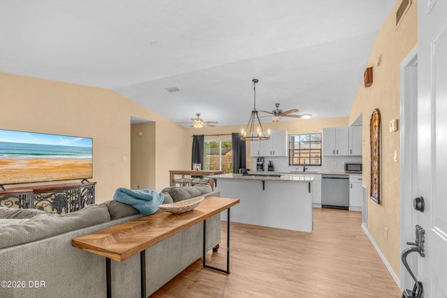 221 Cherrywood Lane, Edgewater, FL 32132