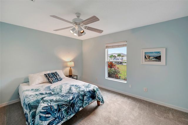 587 High Hawk Circle, Vero Beach, FL 32962