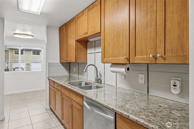 24856 145th Lane SE, Kent, WA 98042