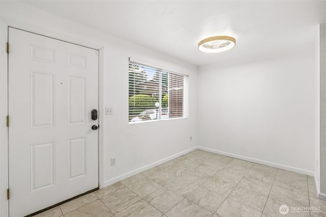 24856 145th Lane SE, Kent, WA 98042