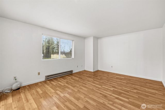 24856 145th Lane SE, Kent, WA 98042