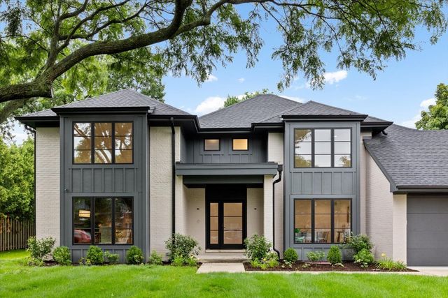 1445 Glenwood Avenue, Glenview, IL 60025