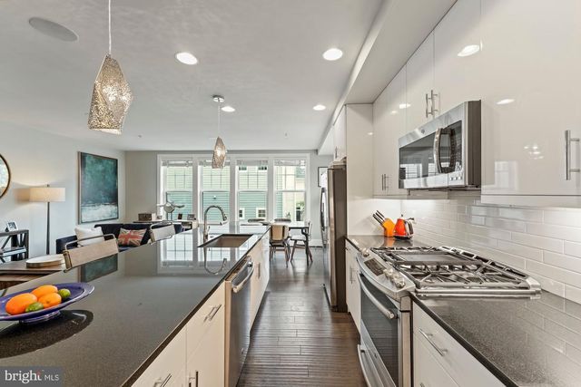 783 MORTON ST NW #A, Washington, DC 20010