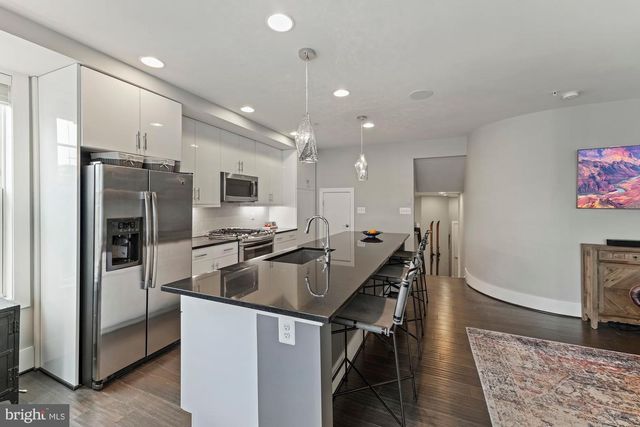 783 MORTON ST NW #A, Washington, DC 20010