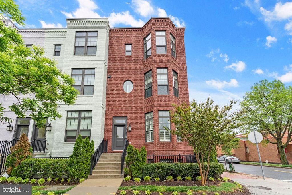 783 MORTON ST NW #A, Washington, DC 20010