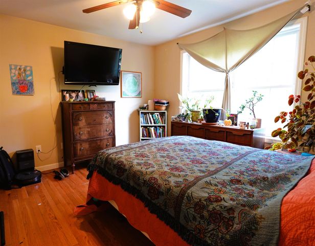 381 N Hidden Lake Road, Stoddard, NH 03464