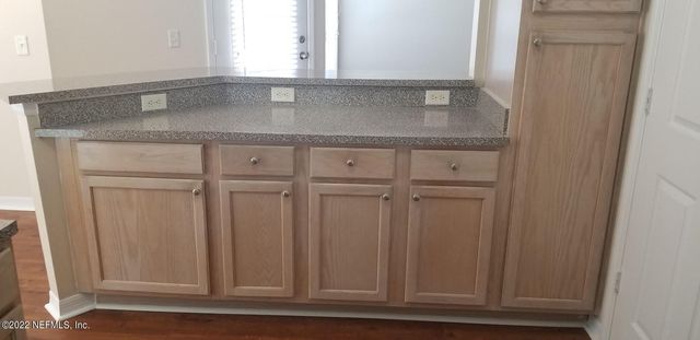 7800 POINT MEADOWS Drive 1028, Jacksonville, FL 32256