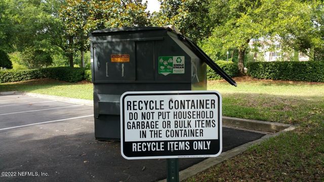 7800 POINT MEADOWS Drive 1028, Jacksonville, FL 32256