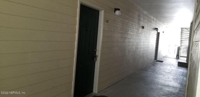 7800 POINT MEADOWS Drive 1028, Jacksonville, FL 32256