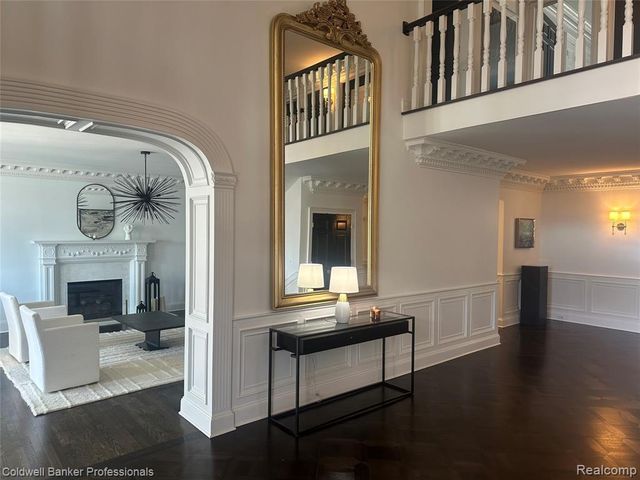 477 Dunston Road, Bloomfield Hills, MI 48304