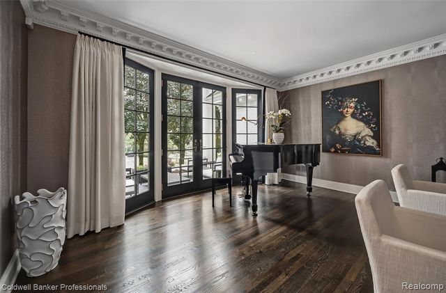 477 Dunston Road, Bloomfield Hills, MI 48304