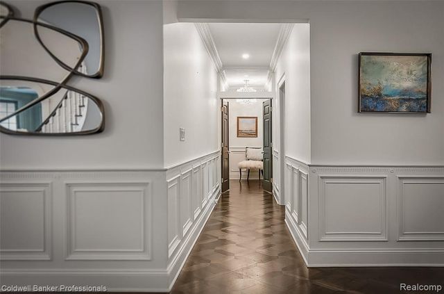 477 Dunston Road, Bloomfield Hills, MI 48304