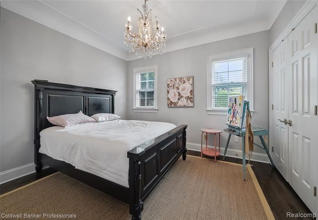 477 Dunston Road, Bloomfield Hills, MI 48304
