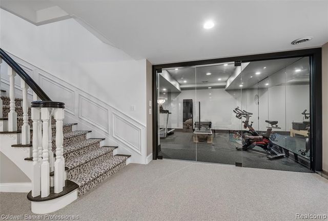 477 Dunston Road, Bloomfield Hills, MI 48304