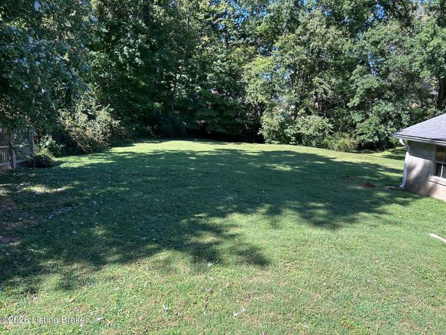 11801 Wetherby Ave, Louisville, KY 40243