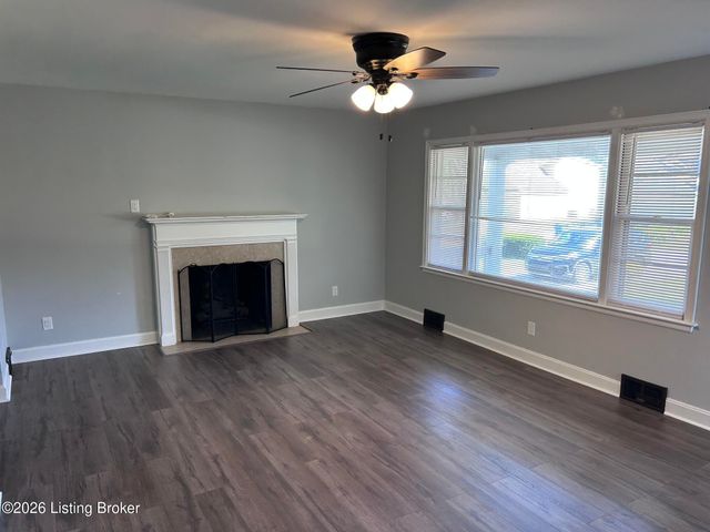 11801 Wetherby Ave, Louisville, KY 40243