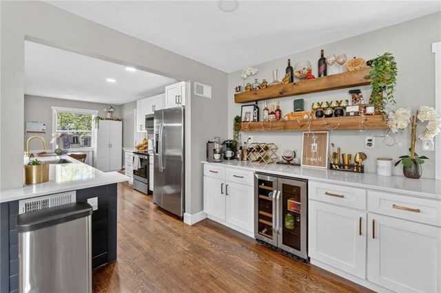 8117 Summit Street, Kansas City, MO 64114