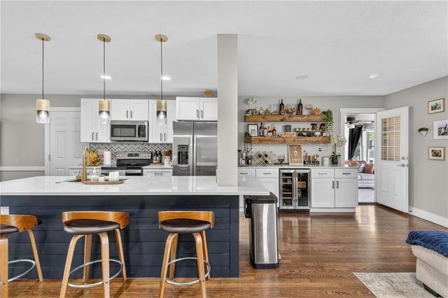 8117 Summit Street, Kansas City, MO 64114