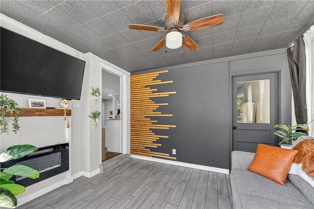 8117 Summit Street, Kansas City, MO 64114