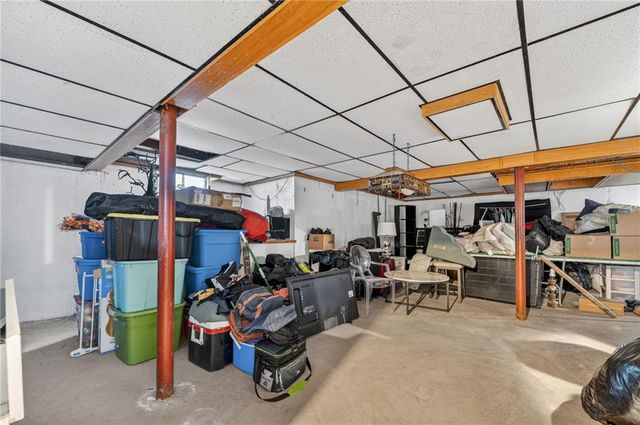 8117 Summit Street, Kansas City, MO 64114