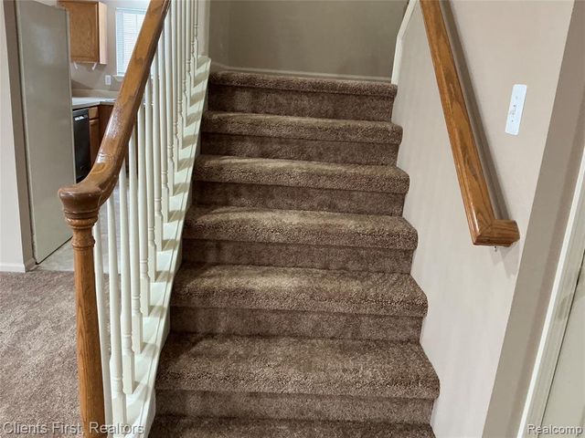 48161 Nottinghill Lane, Canton, MI 48188