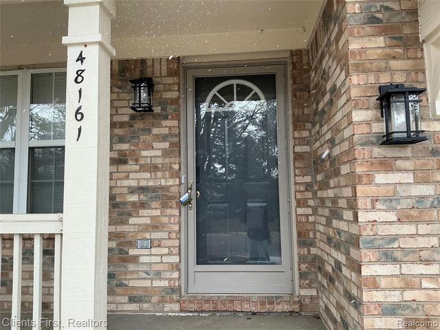 48161 Nottinghill Lane, Canton, MI 48188