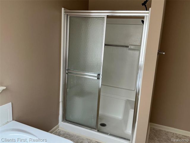 48161 Nottinghill Lane, Canton, MI 48188