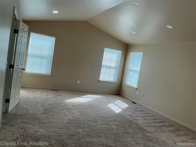 48161 Nottinghill Lane, Canton, MI 48188