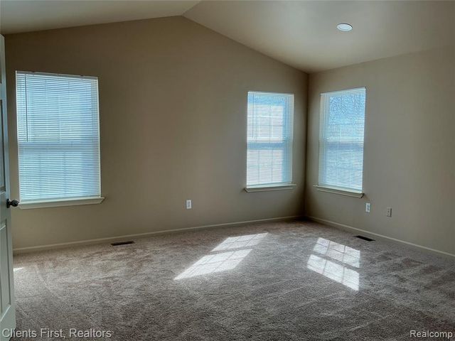 48161 Nottinghill Lane, Canton, MI 48188