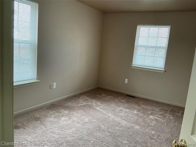 48161 Nottinghill Lane, Canton, MI 48188