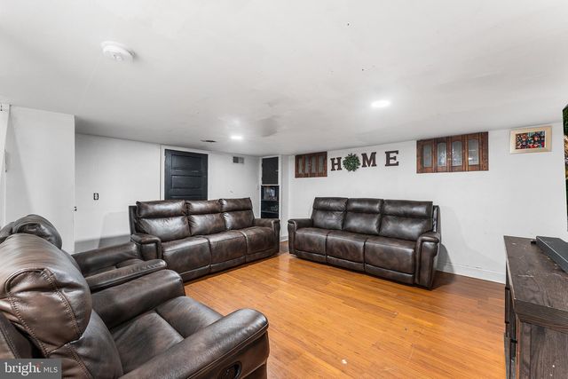 648 BILLINGS AVE, Paulsboro, NJ 08066