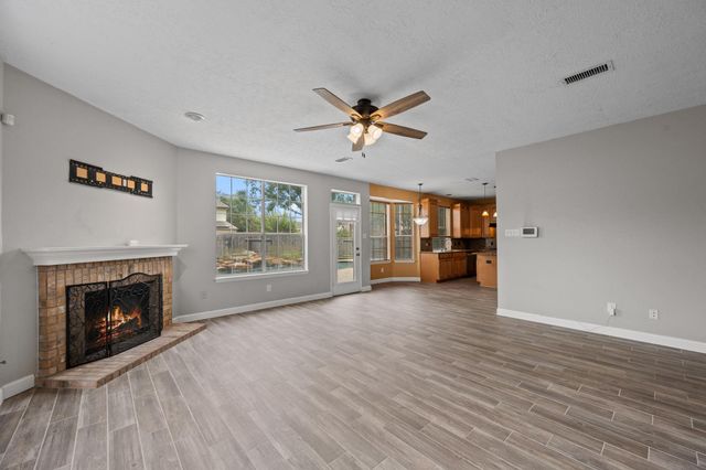 6931 Royal Knoll Court, Pasadena, TX 77505