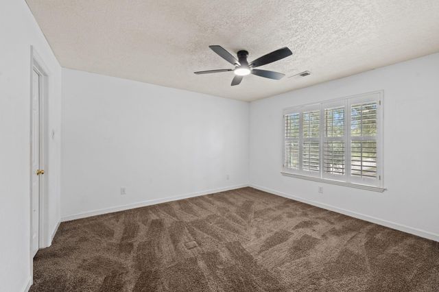 6931 Royal Knoll Court, Pasadena, TX 77505