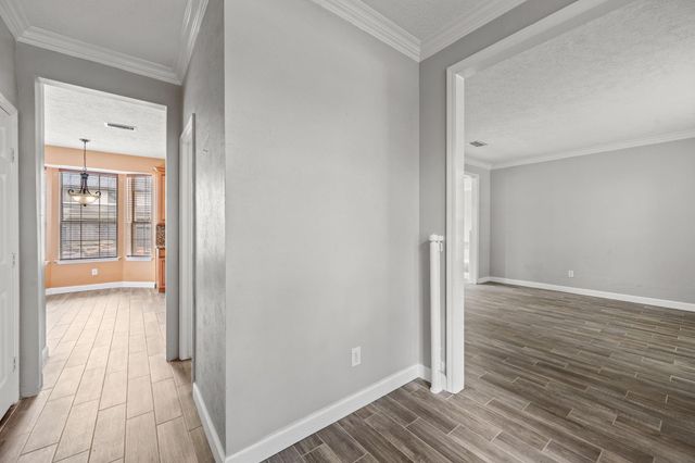 6931 Royal Knoll Court, Pasadena, TX 77505